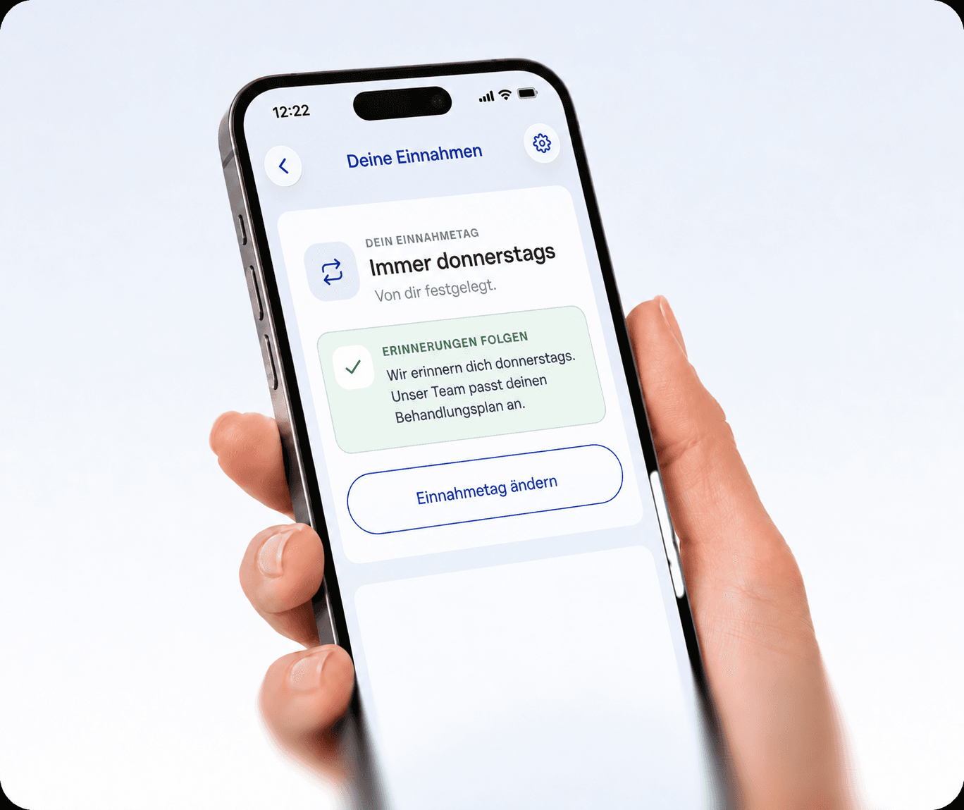 Smartphone zeigt den Einnahmetag und die Erinnerungen in der Infinos-App